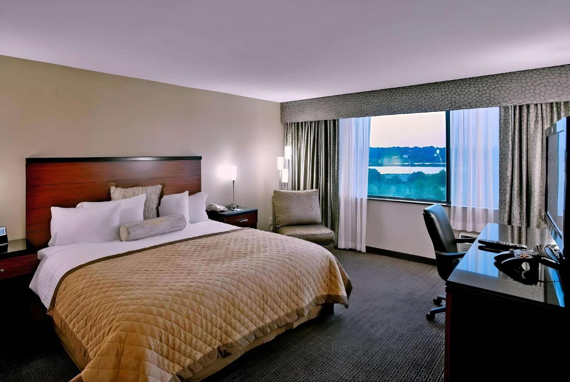 วินด์แฮม การ์เดน ฟิลาเดลเฟีย แอร์พอร์ต Hotel เอสซิงตัน ภายนอก รูปภาพ