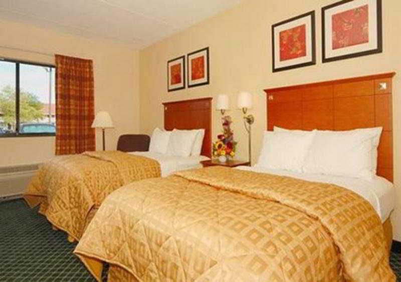วินด์แฮม การ์เดน ฟิลาเดลเฟีย แอร์พอร์ต Hotel เอสซิงตัน ภายนอก รูปภาพ